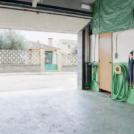 Casa Dalia Grande Y Luminosa Con Terraza Y Garaje En Pueblo Tranquilo 펜션